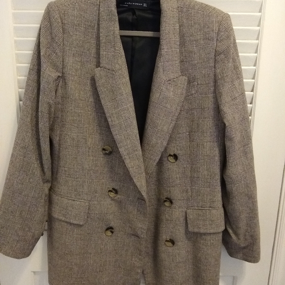 Zara Jackets & Blazers - Sale!!!! Zara Tweed oversize jacket/blazer